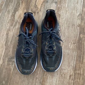 Hoka Mens Arahi Size 9.5